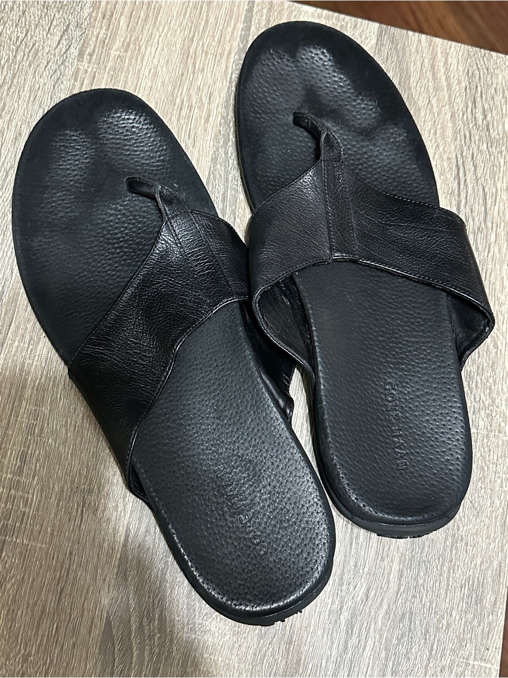 Men's Size 13M Cole Haan Black leather Thong Sandal Flip Flops C12441